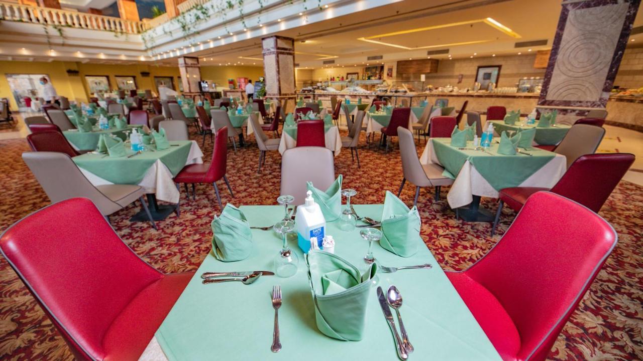 Titanic Palace Families And Couples Only Hurghada Luaran gambar The restaurant
